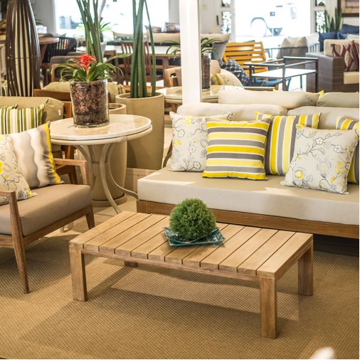 Mesa De Centro Em Madeira Cumarú Maiorca