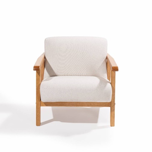 Poltrona Baixa em Madeira Eucalipto Bela